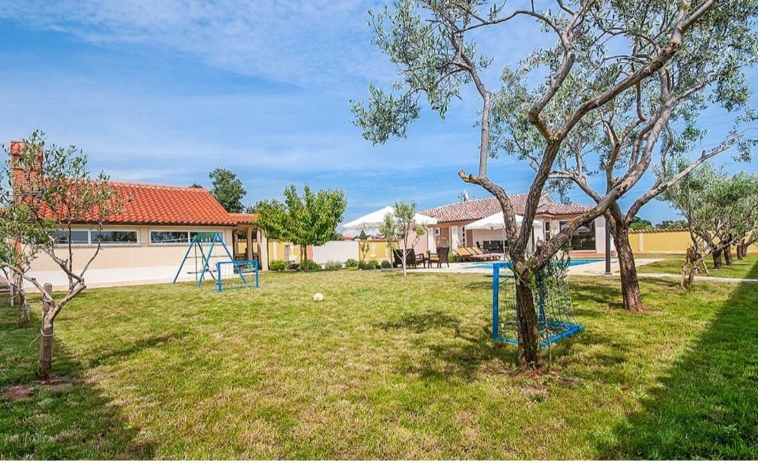 Zafirah Villa